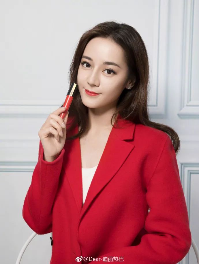 迪丽热巴蔡徐坤王源微博之夜,蔡徐坤王源