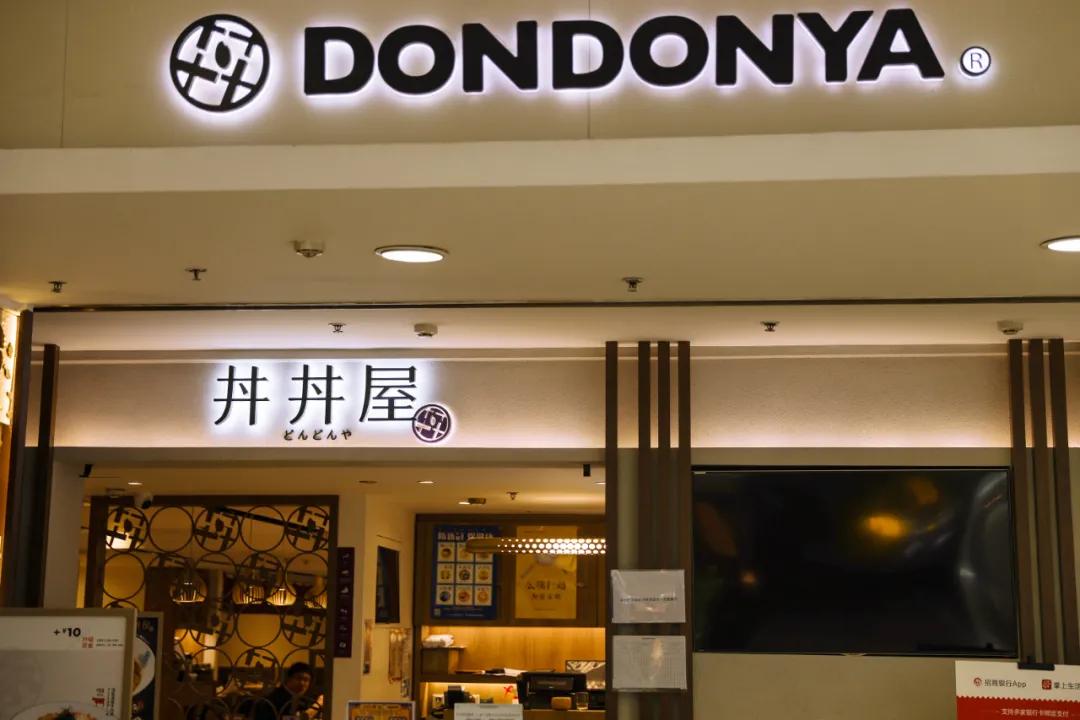 最低仅50元吃遍海鲜大餐,最低价格吃遍海底捞