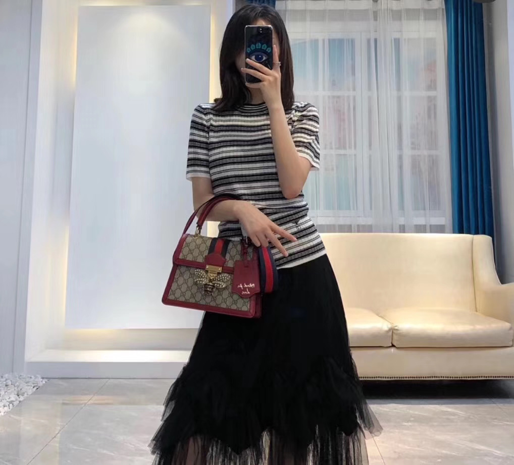 第一次买奢侈品包包lv,初次买奢侈包买什么牌子