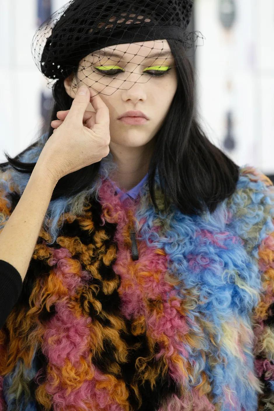 迪奥dior2020走秀冬季款运动鞋,dior2012春夏走秀视频完整版