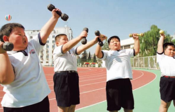 初中生身高体重标准表格2021,初中生身高不达标怎么办