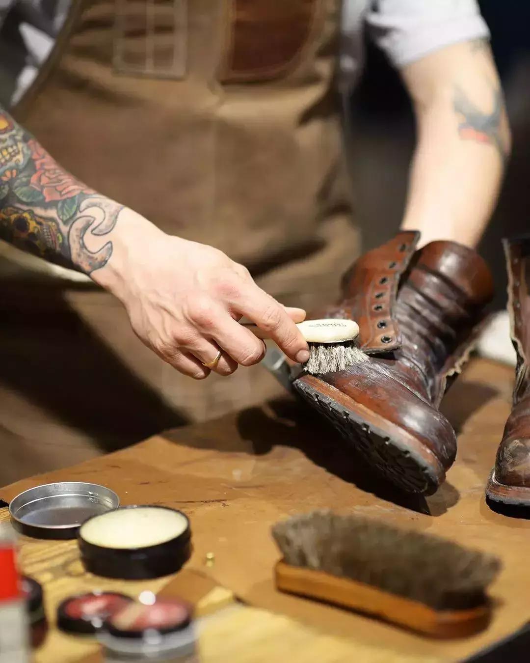 怎么才能让鞋子干燥不臭,如何使鞋子保持干燥