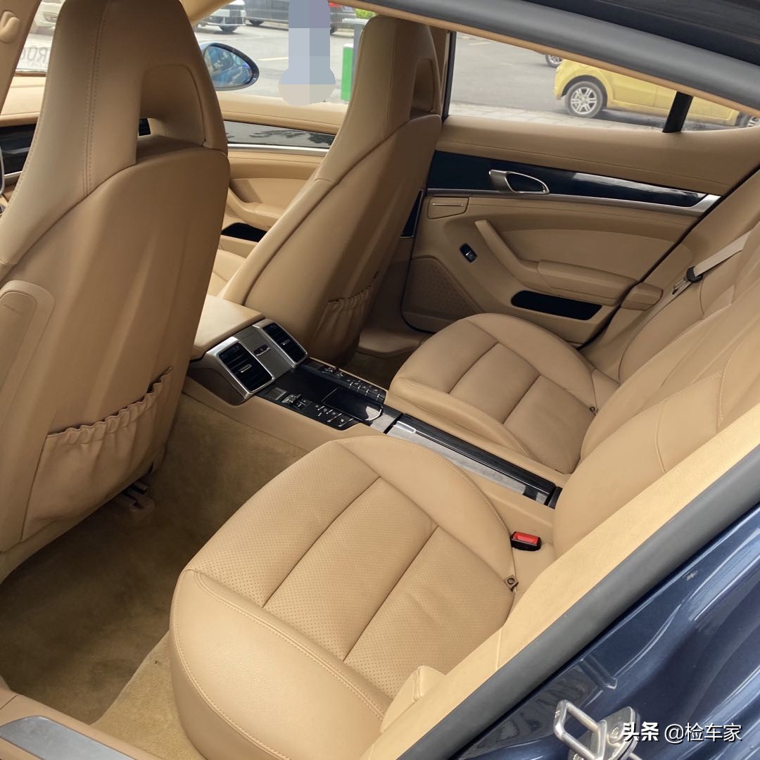 保时捷帕拉梅拉多少万公里出售,花300万买保时捷帕拉梅拉值吗