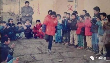 白珍妮歌曲,白珍妮电影