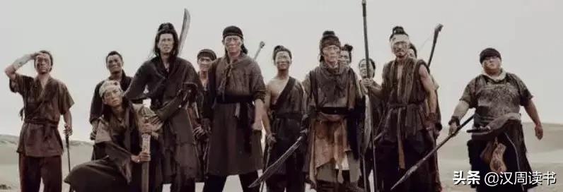 这一战，尽是热血忠魂！300汉军被20000匈奴兵包围，固守一年未败