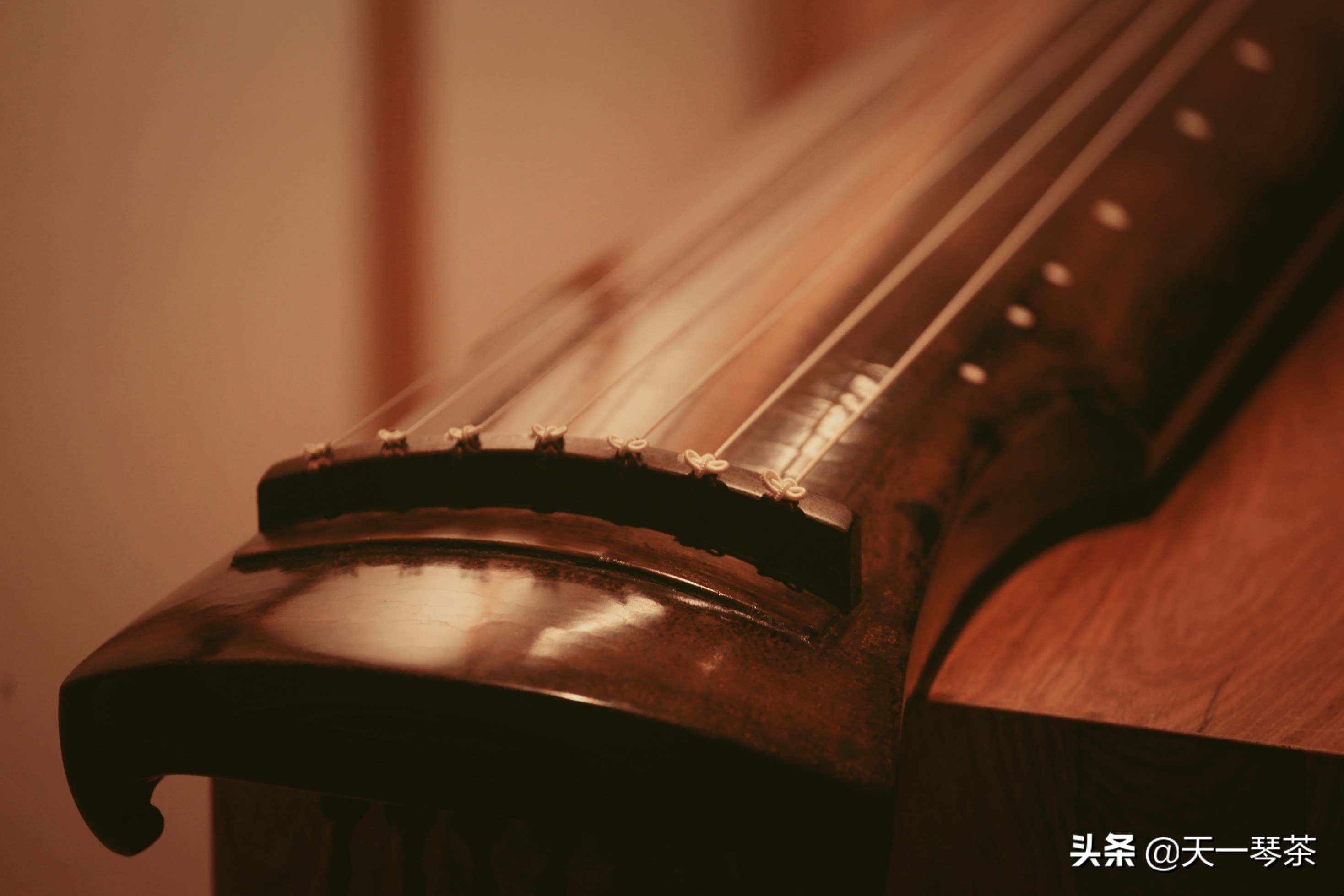 继疏影之后，本年度最后一张传世断纹琴