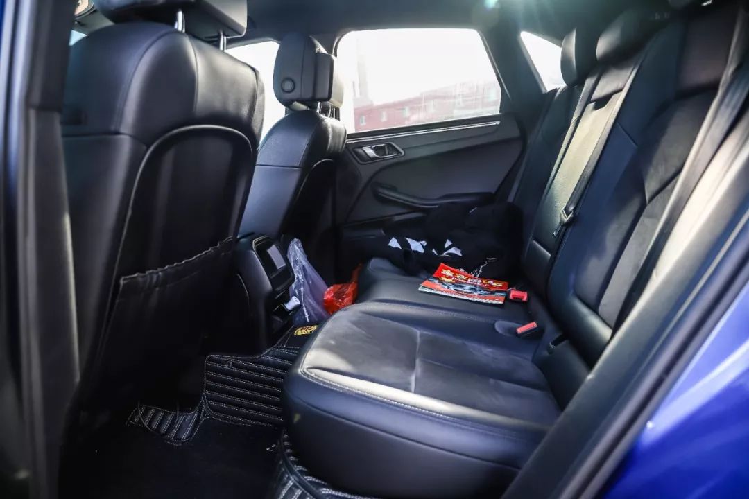 保时捷macan多少钱能上路,保时捷macan最低上路价格