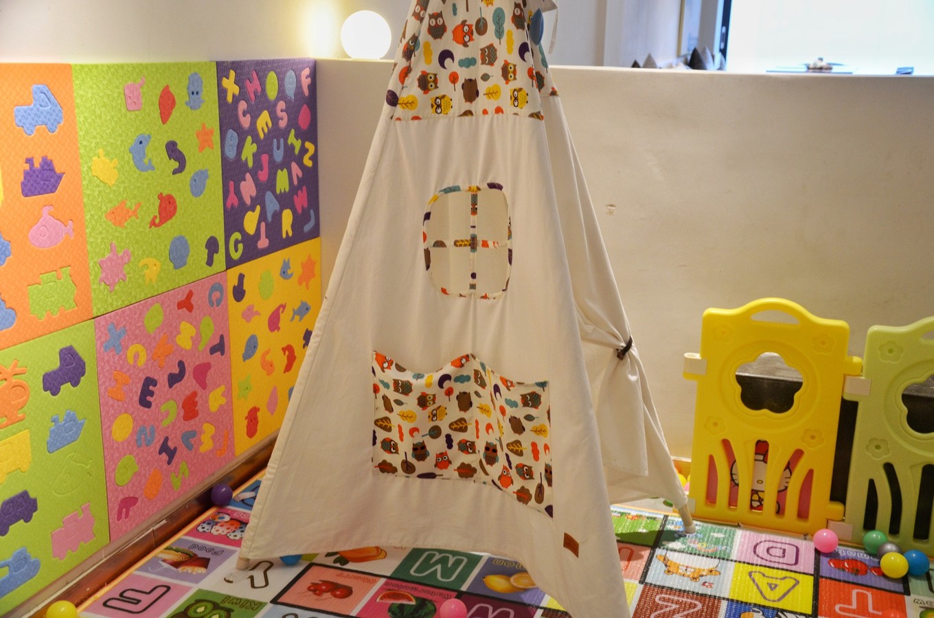 一座白楼，青山环绕，云卷雾舒～享受在莫干山野的娴静自由