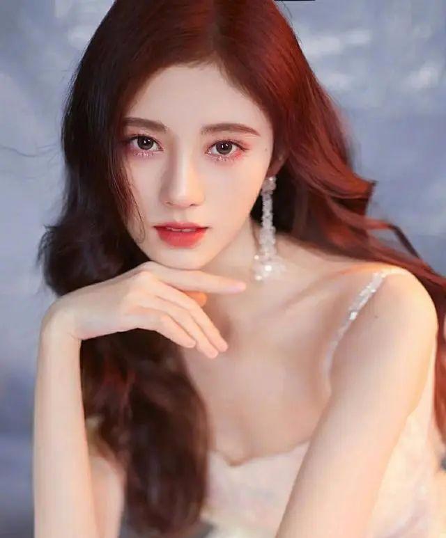 肌肤毛孔粗大问题多?4个原因有关,名门泽佳女生搞不清楚的*局骗**