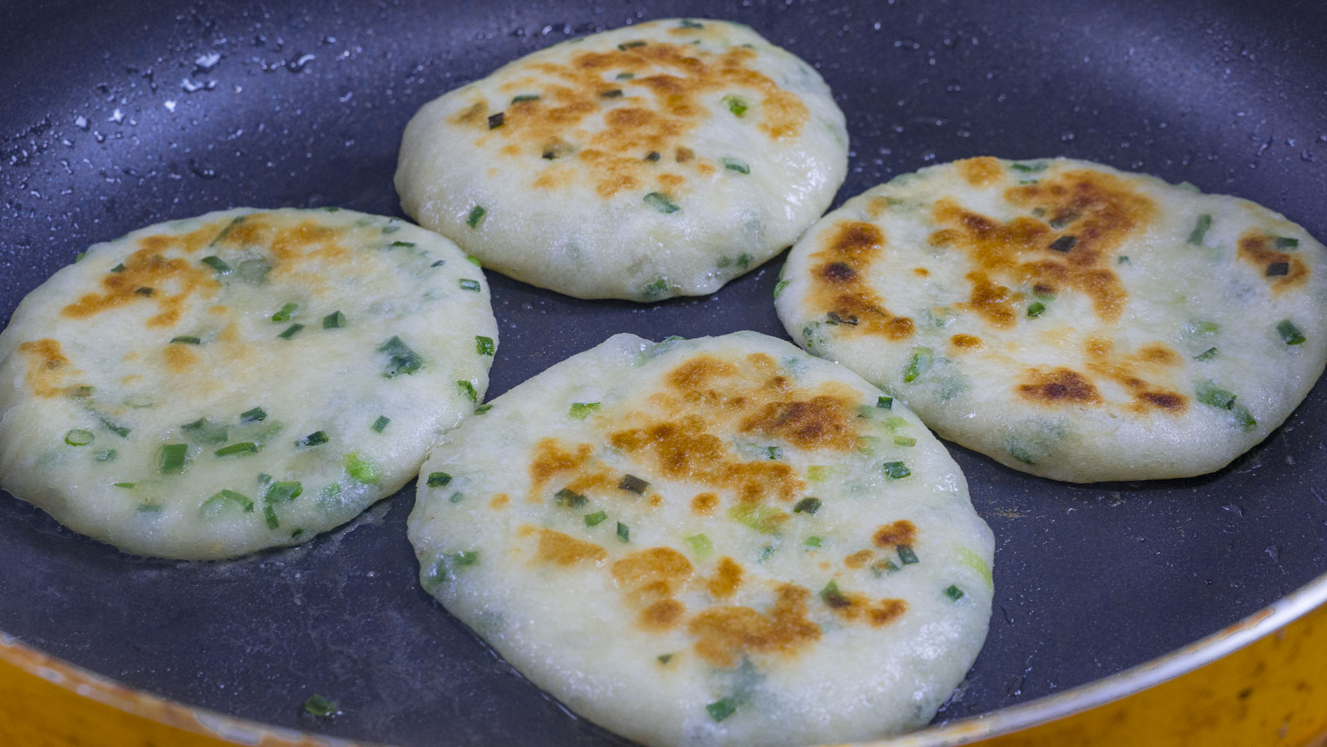 12种饼的做法，每一种都超好吃，学会后在家做，比买得更香更实惠