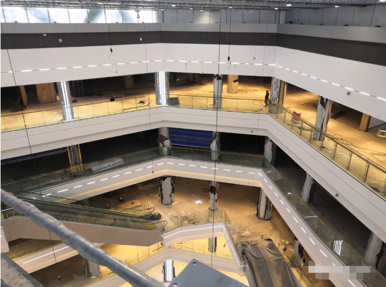 先睹为快!现场实探昆山天虹购物中心,预计10月开业