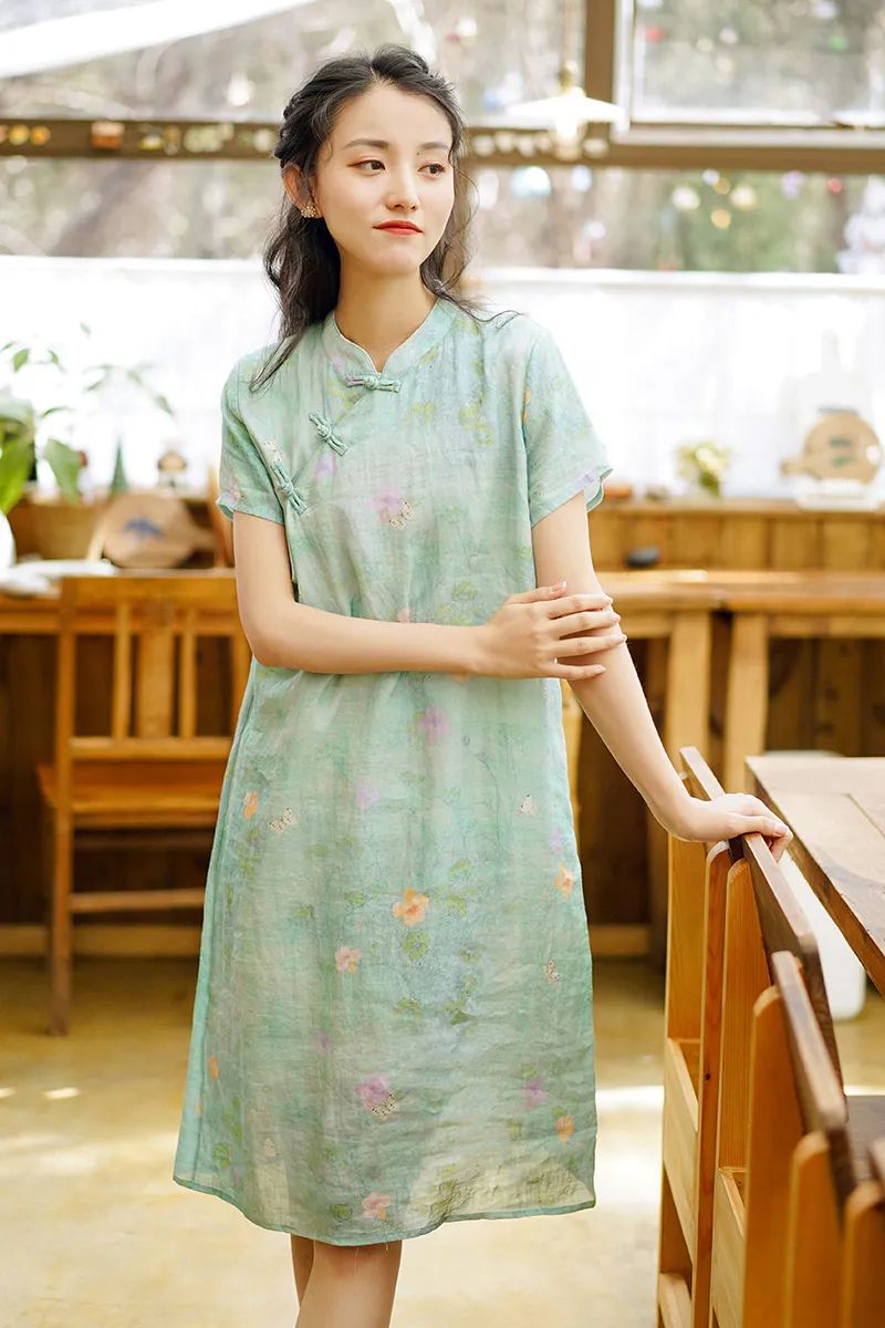 穿苎麻大气从容之美,穿一袭香云纱尽显古典韵美