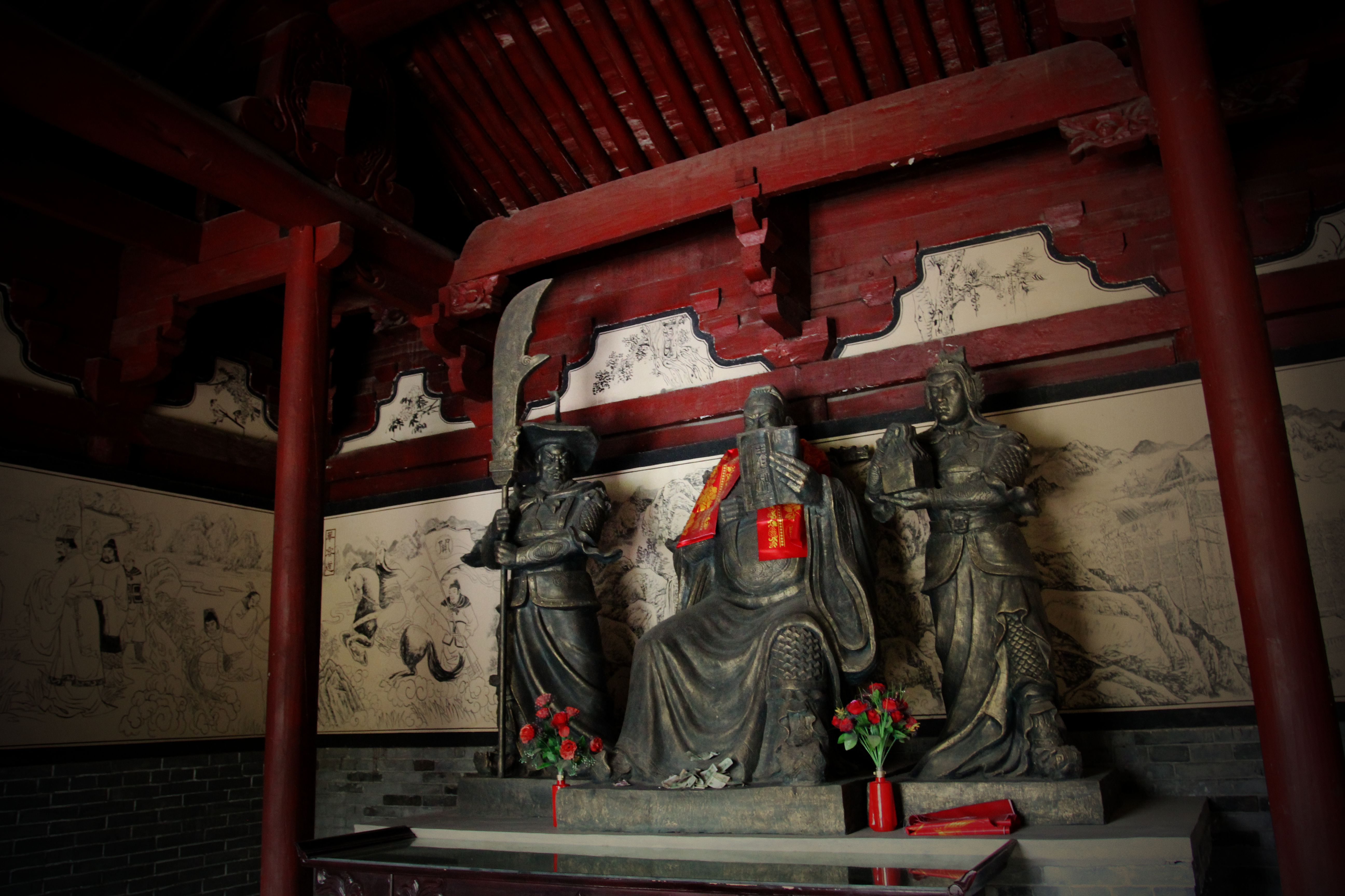 谜底是诸葛亮的谜语,谜底是关羽的谜语