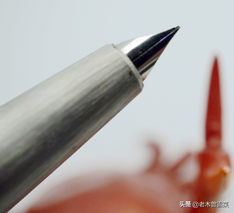 网上凌美2000钢笔是正品吗,凌美2000钢笔漏墨