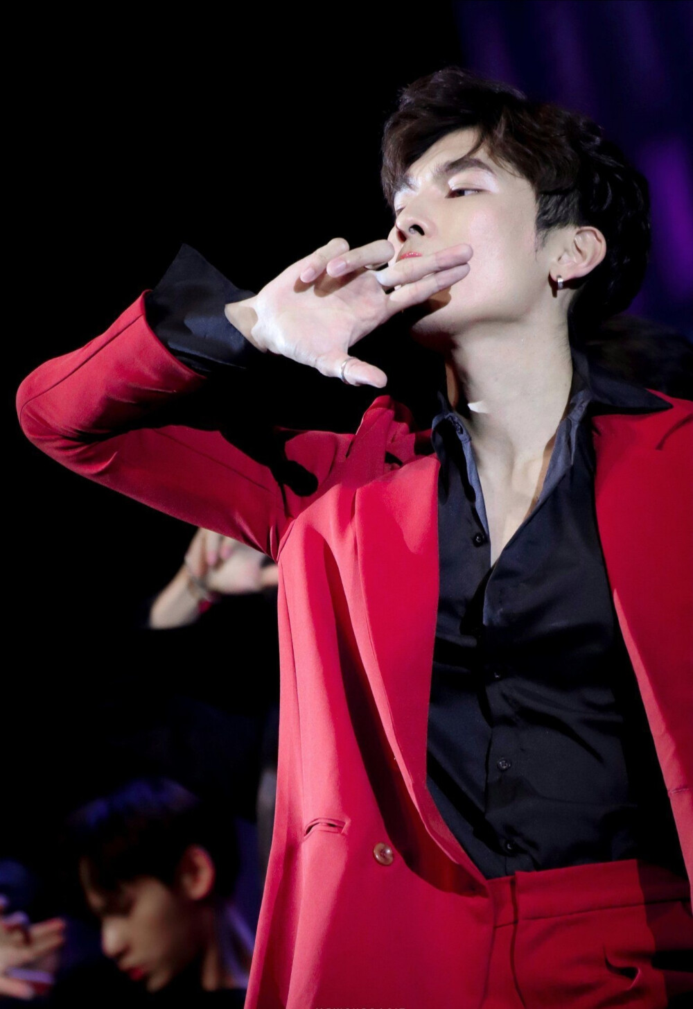 他泰最会跳舞的人:小地球人间扳手滚宝蹦迪小王子