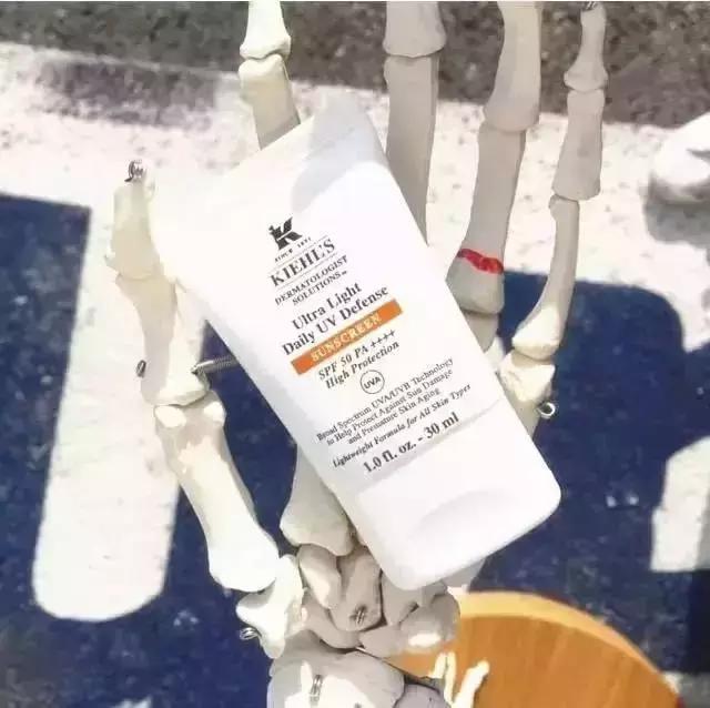 不化妆涂个防晒有什么用,比较好用的日常防晒