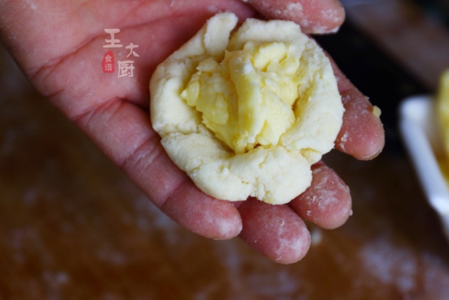 爆浆芝士土豆球，咬一口酥脆绵软奶香浓郁，一口一个太香了