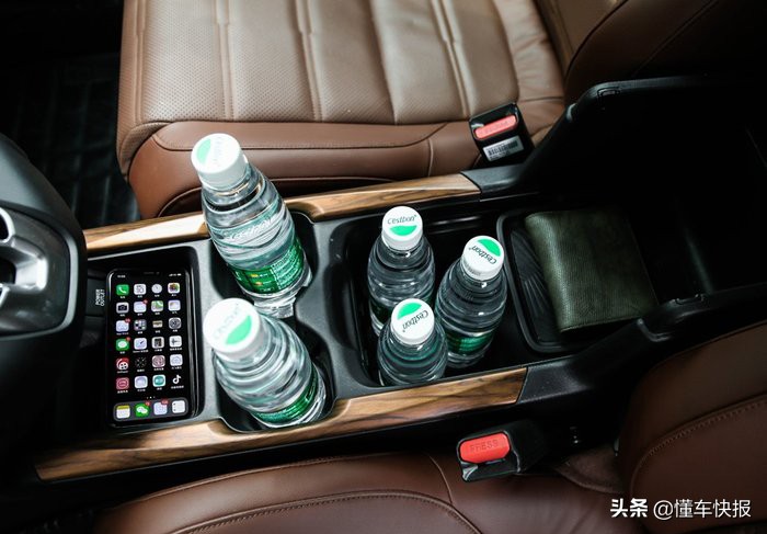 年度紧凑型suv推荐全新本田cr-v,2020款本田cr-v更精致更好看