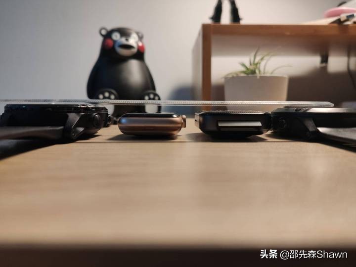 小米儿童手表5x评测视频,小米手表和苹果手表对比评测