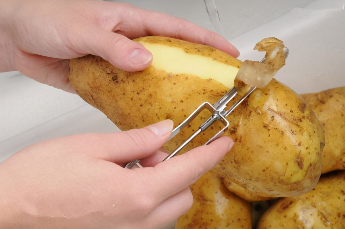 电热水壶水垢怎么去除最简单方法,电热水壶水垢怎么去除小妙招