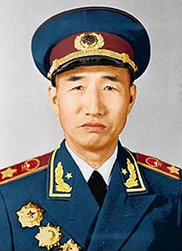 红一方面军和红四方面军授衔少将,1955年八路军连长是什么军衔