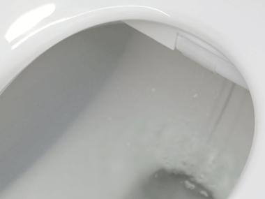 坐式马桶冬天太冷,坐马桶太冰