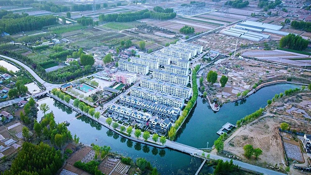 济南市灵山风景区,济南古香古色的景区