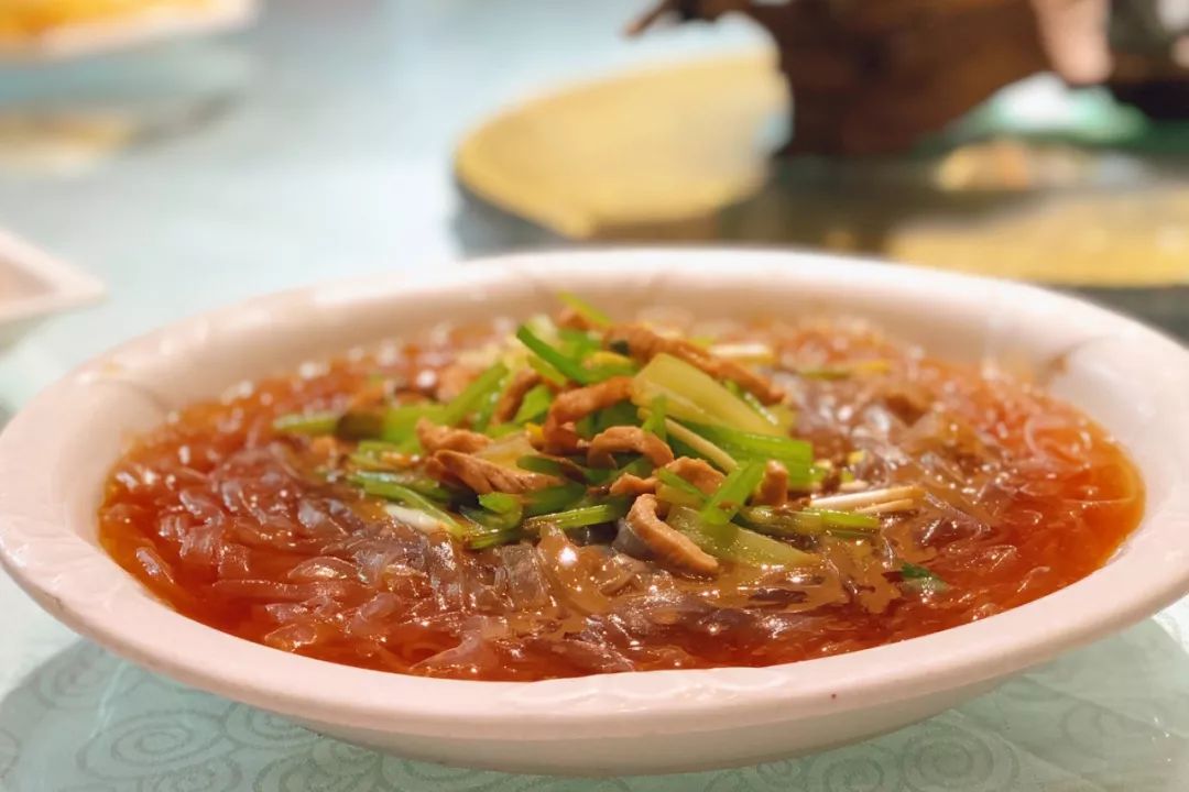 24小时丨郑州，一座被胡辣汤耽误的城市