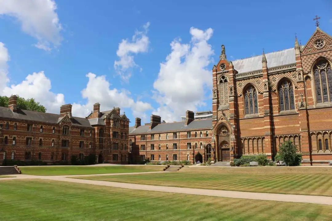 英国公学和私立学校的区别,美国私校与英国公学