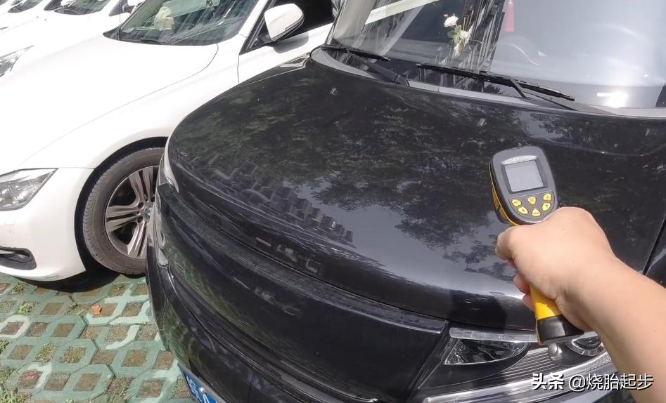 趁着油价便宜,一次加200块钱油?修车师傅:开车连点常识都不懂