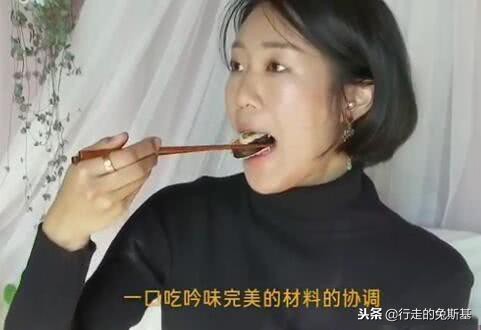 华人现身米兰总部发起*制抵**活动,杜嘉班纳顺势推出*制抵**版T恤赚钱