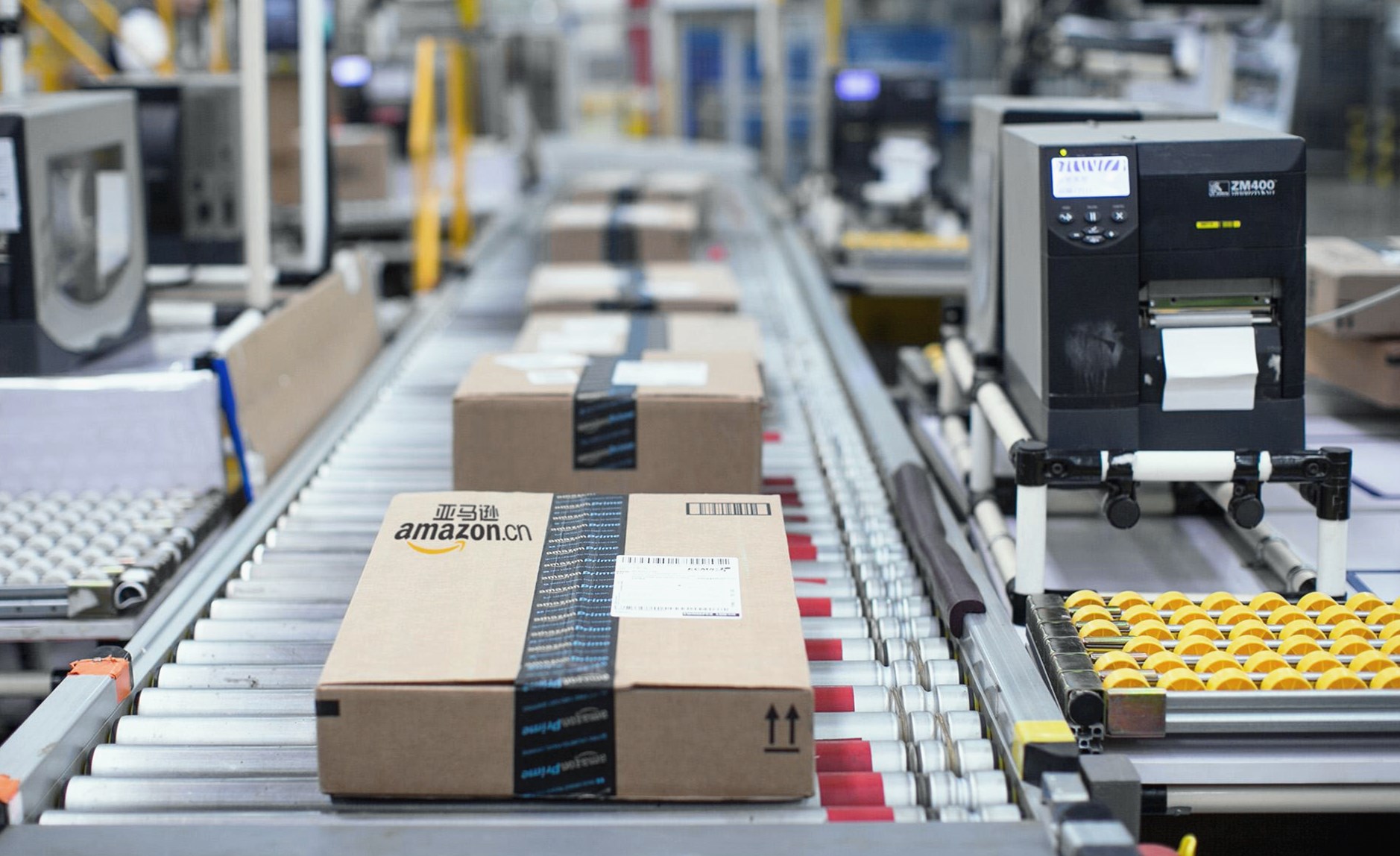 亚马逊网上书店的产生发展,亚马逊书店为何能取得成功