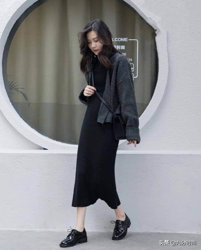 最近大火的“布洛克鞋”,居然可以这么时髦百搭!配裙子裤子都美