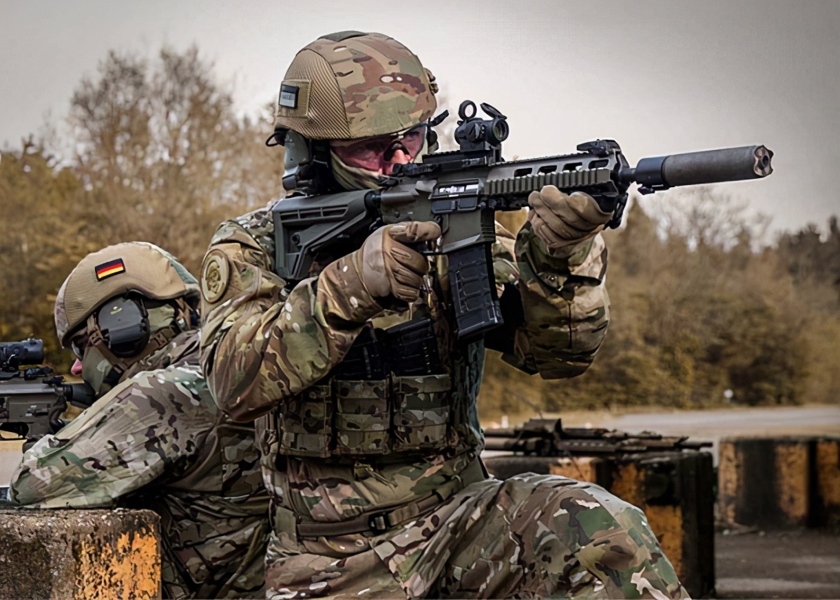 *器武**｜黑内尔MK556突击步枪