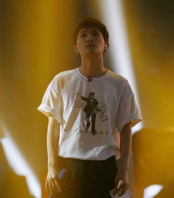 周深在饭圈边缘,周深饭圈