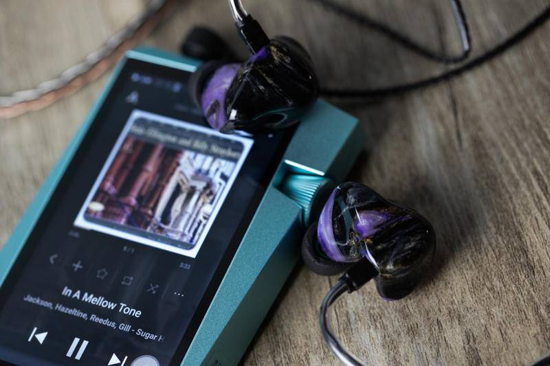 细品艾利和AnormaSR25*放播**器:小钢炮更新了,这次大杯不加价