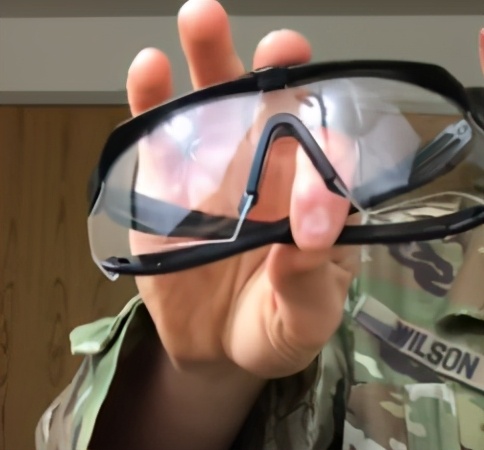 图解美国陆士兵被部署上战场前所发各种装具被装（多图）