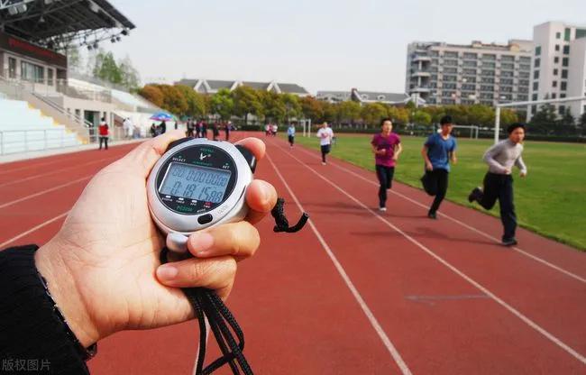 获得奥运金牌的学霸,夺金运动员刻苦训练