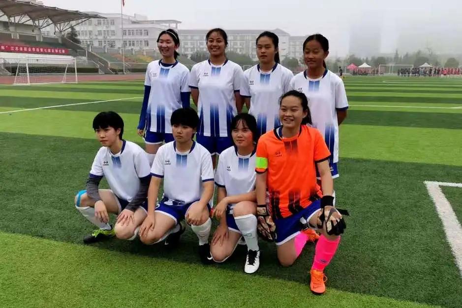 省长杯总决赛鼓楼,鼓楼一小足球队省长杯夺冠