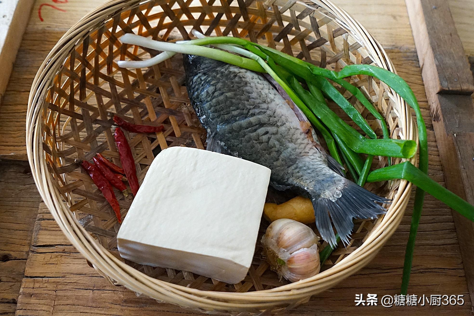 炖鱼加菜的做法大全,炖鱼一锅出的调料