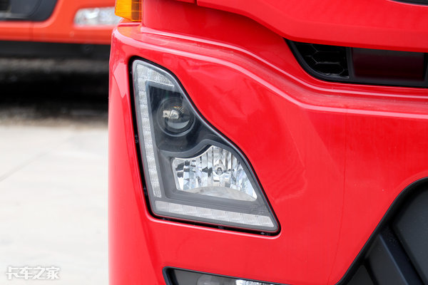 东风天龙旗舰国六560自动挡牵引车,国六东风天龙kl465载货车