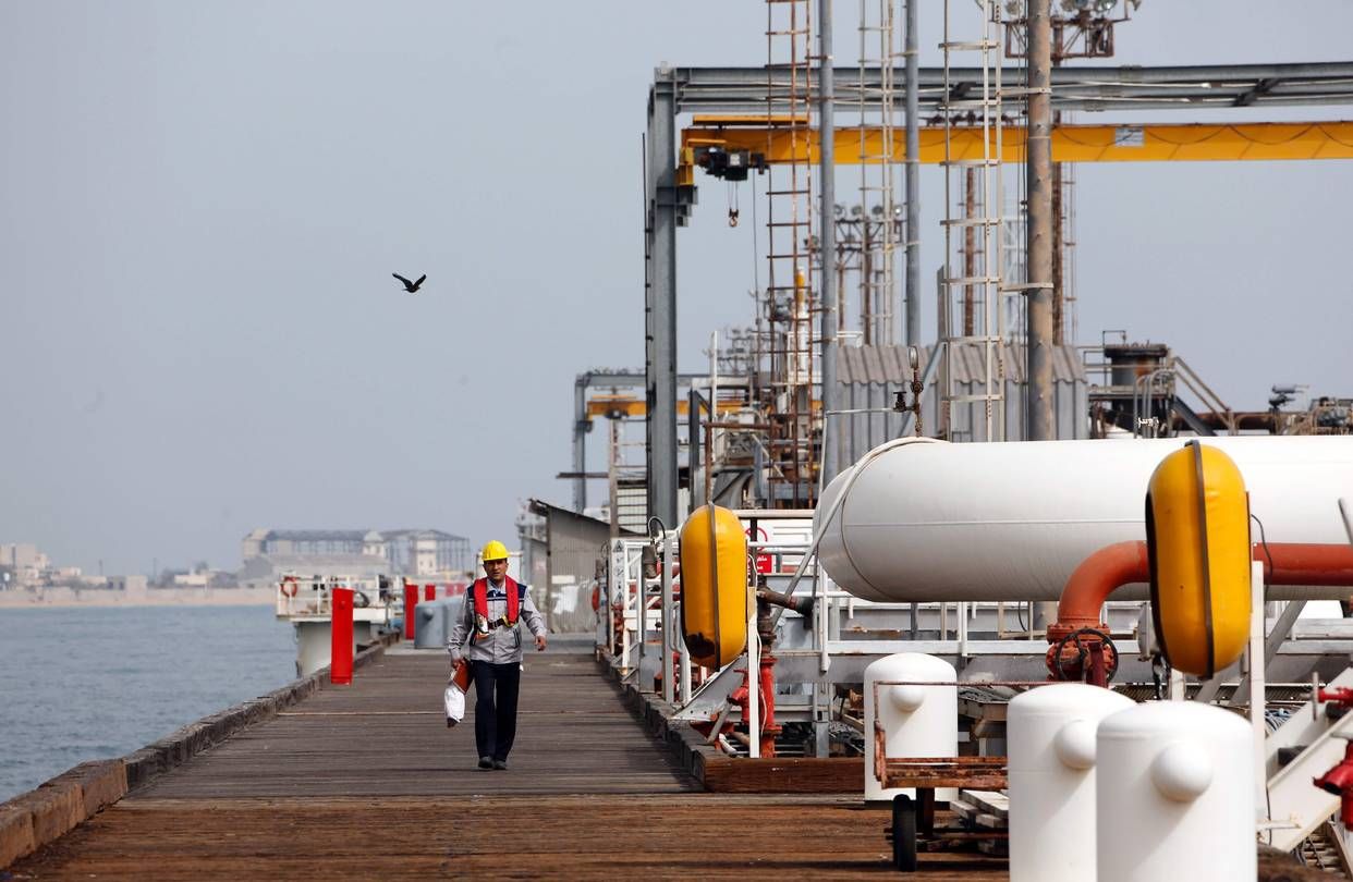 伊朗石油出口不减反增，都卖给了哪些国家？主动公布名单