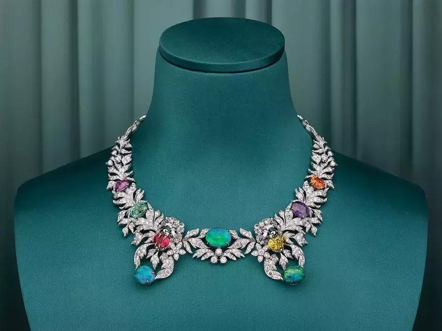 设计大师课｜MarinaCabanel，LouisVuitton高定首秀幕后功臣