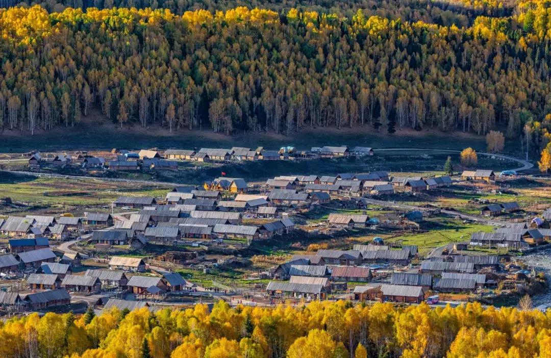 新疆的北疆和南疆哪个更美,北疆新疆之美