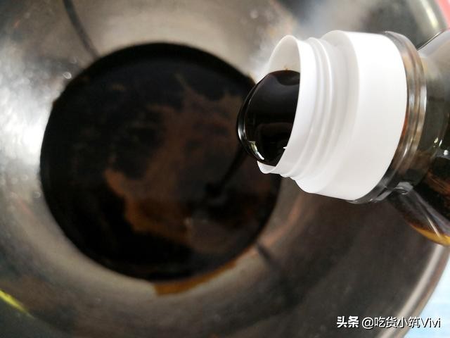 无蔗糖黑芝麻月饼做法,黑糖流心月饼的制作过程