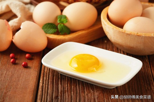 鸡蛋放在碗里怎么保存,鸡蛋放地上怎么保存比较好