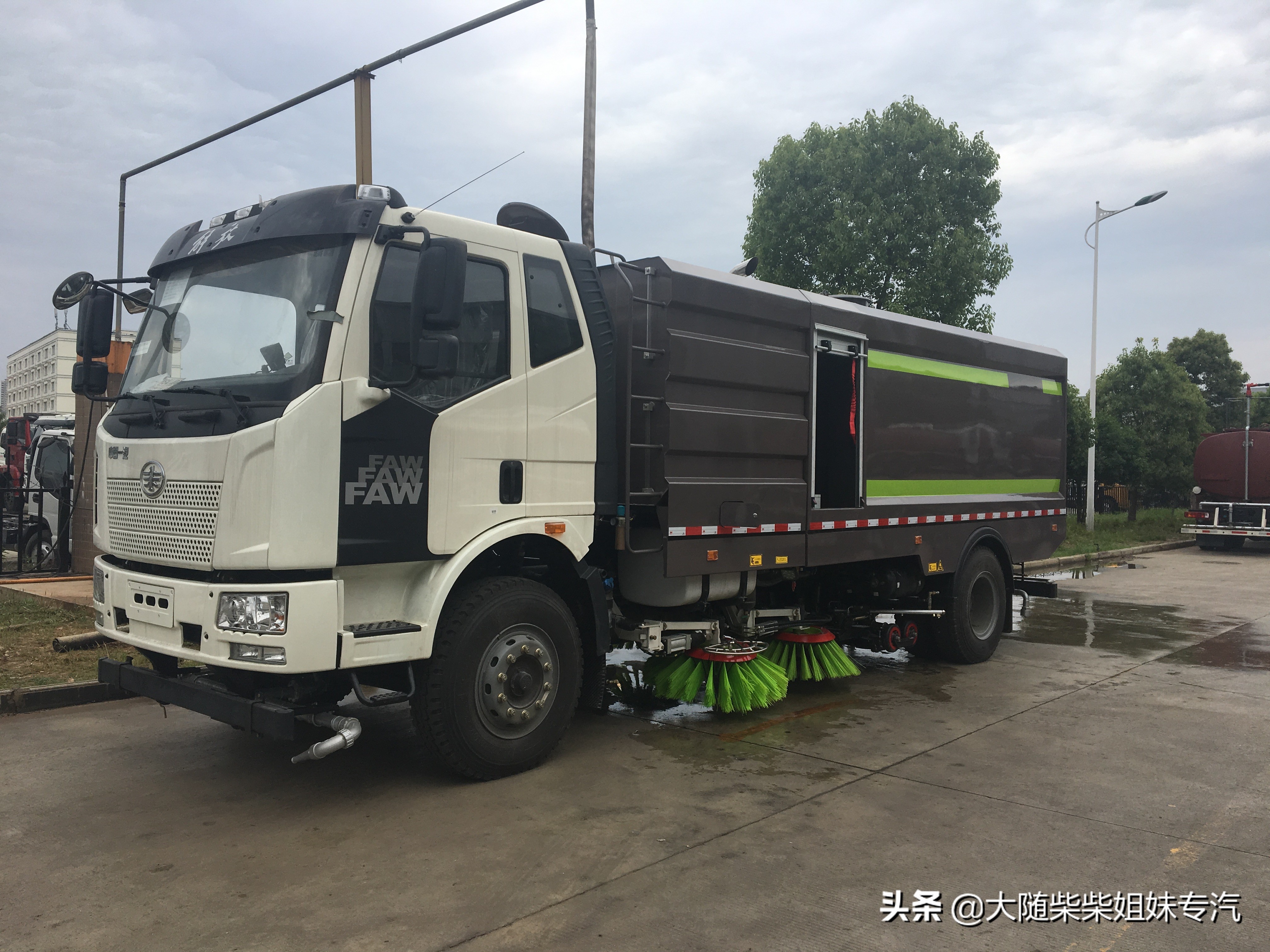 楚胜清洗吸污车专用车,楚胜国六清洗车