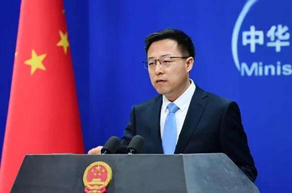 愿君常闻书香气,不负笔底有烟霞