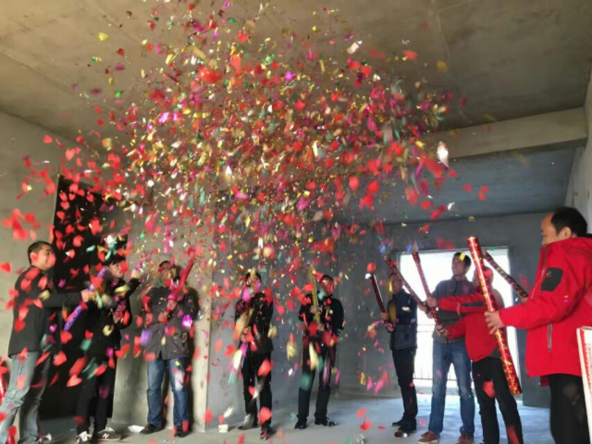 女方在酒店出嫁准备几套衣服,新娘从酒店出嫁流程讲究