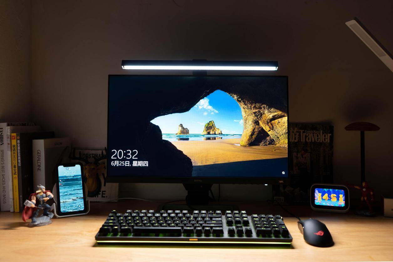 柔光不刺眼，夜间照明更舒适，体验如鱼生活非对称屏幕挂灯